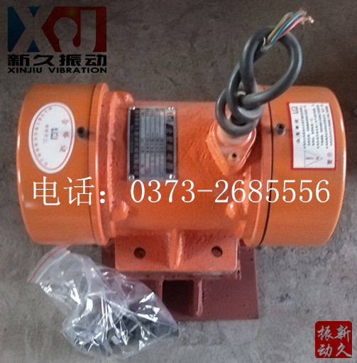 �}(c��ng)�����(d��ng)��