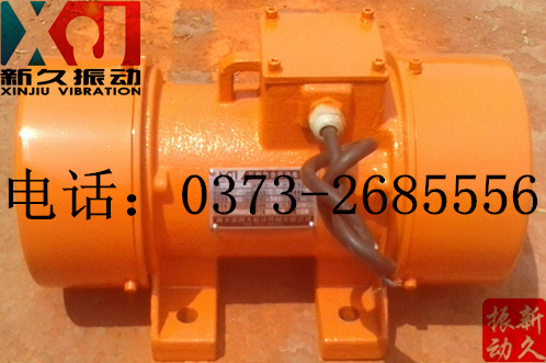 振動(dòng)電機(jī) 振動(dòng)電機(jī)